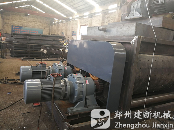ky体育(中国)官方网站
JS1500强制式混凝土ky体育(中国)官方网站机进行试机运行